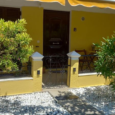 Angela'S Cute Apartment Analipsis  ภายนอก รูปภาพ